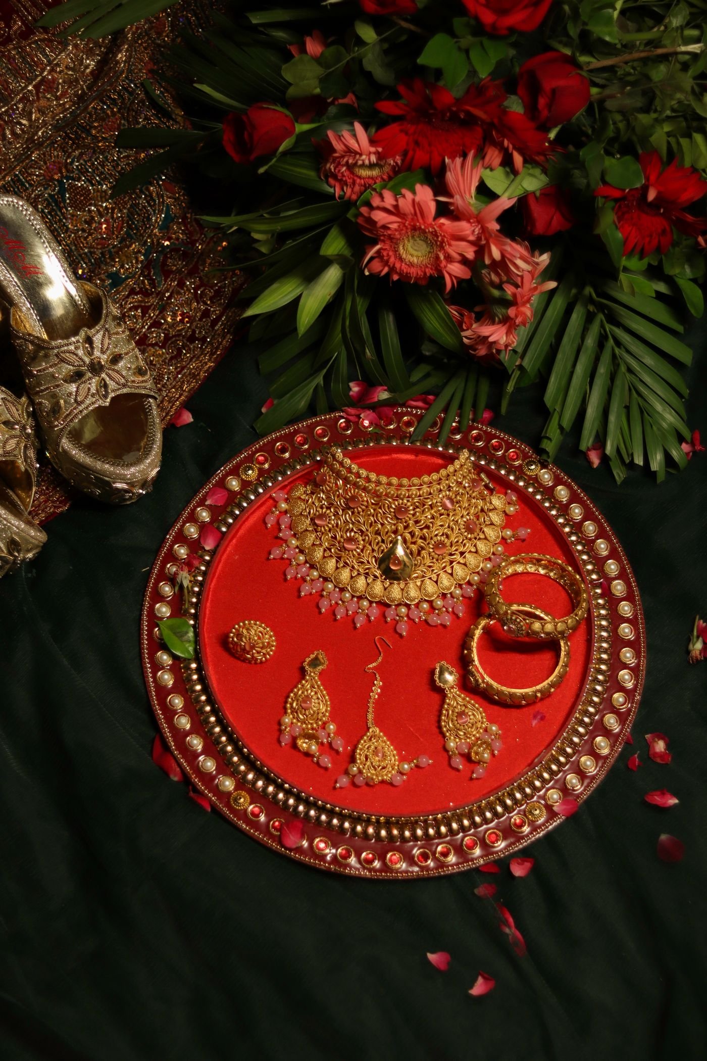 Kundan Pendant Necklace view 2